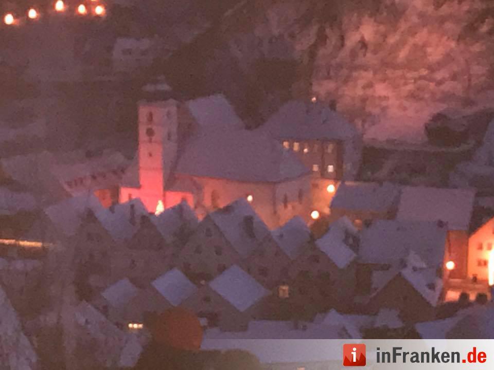 Beschluss der Ewigen Anbetung in Pottenstein - Lichterfest  in der Fränkischen Schweiz
