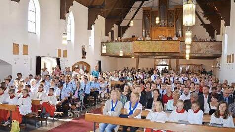 Die voll besetzte Kirche