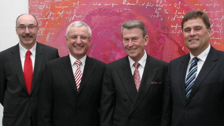 Da schien die Welt noch in Ordnung: Walter Paulus-Rohmer (von rechts) mit den Vorgängern Reiner Reinhardt, Peter Buchmann (verstorben) und dem Vorstandskollegen Heinz Gebhardt. Foto: Michael Busch