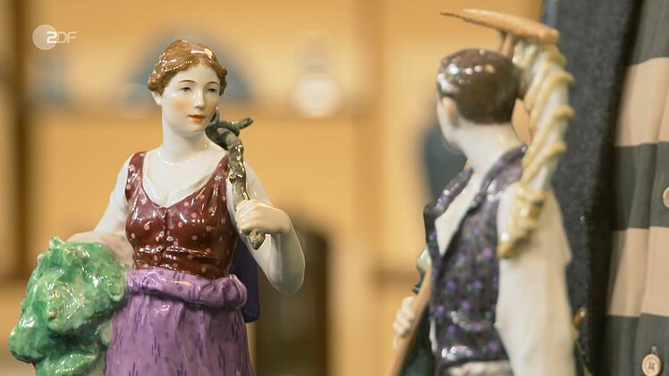 Die Porzellanstatuetten von Meissen aus der Zeit um 1904 schätzte Colmar Schulte-Goltz auf 2.800 bis 3.100 Euro. Da das Verkäuferpaar jedoch 5.000 bis 6.000 Euro pro Figur haben wollte, nahmen sie die Objekte wieder mit.