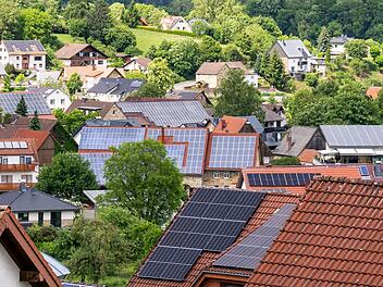 Solaranlagen auf D&auml;chern.