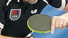 Linkshänder Stefan Pruisken und der TTC Neunkirchen kamen gegen Konradsreuth nicht über ein 8:8-Remis hinaus. Foto: Felix Ingerfeld