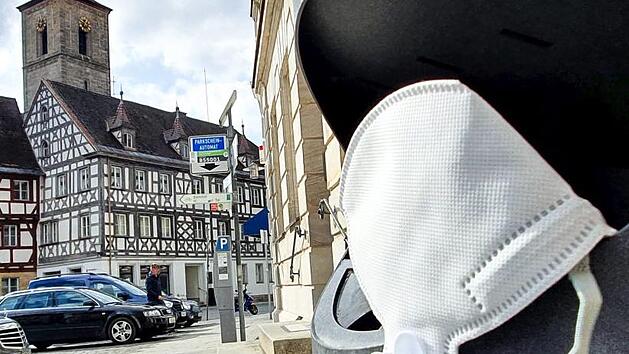 Ein Mund-Nasen-Schutz gehört mittlerweile längst zum Alltag. Foto: Ronald Heck
