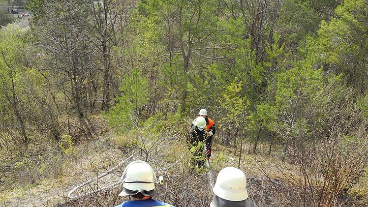Dank des schnellen Einsatzes der Feuerwehr konnte schlimmeres verhindert werden. Foto: Peter Seufert
