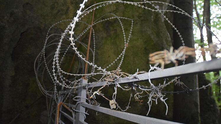 Die Zoolithenhöhle ist mehrfach gegen Eindringlinge gesichert. Foto: Ronald Rinklef