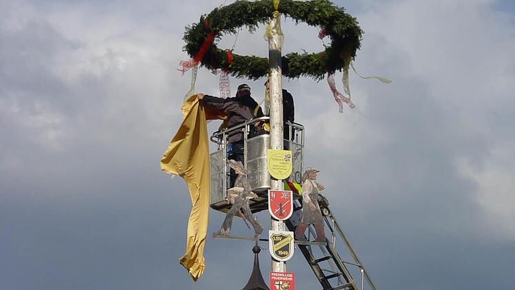 Der Maibaum in Bad Brückenau. Foto: Brigitta Kempe-Wolf