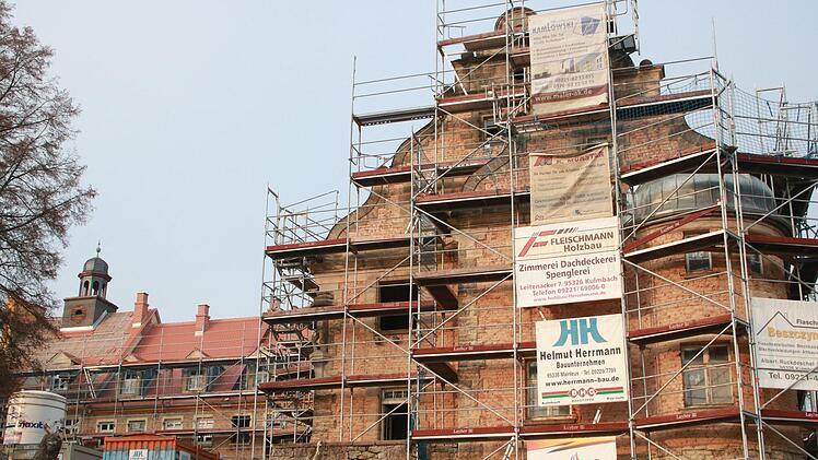 Die Spinnstuben vor den Toren von Mainleus. Foto: Jürgen Gärtner