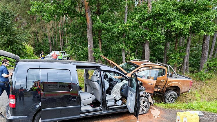 Mehrere Verletzte bei Verkehrsunfall