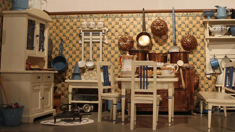 Traumhaft: Auch diese Puppenstube kann im Badhaus bestaunt werden. Fotos: Sonja Adam