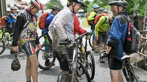 Auf geht`s zur "Droohdeseldour". Foto: Gabriele Sell