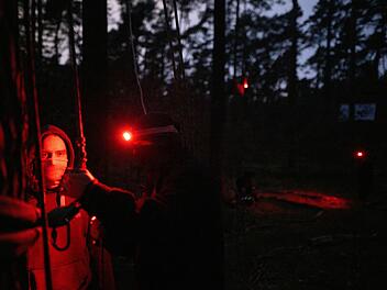 Aktivisten besetzen Waldst&uuml;ck bei Tesla-Werk in Gr&uuml;nheide