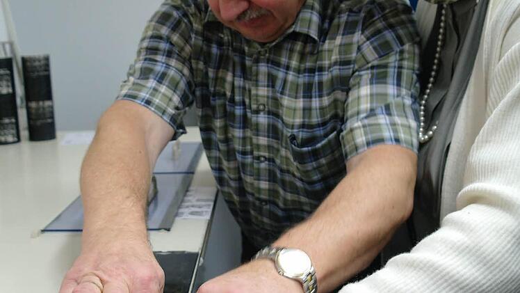 Die Fingerabdrücke durfte die Bürgermeisterin als Erinnerung mit nach Hause nehmen.