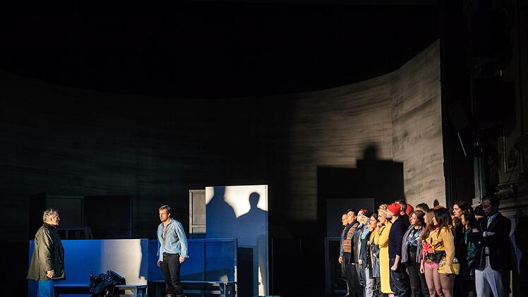 Benjamin Brittens Oper "Peter Grimes" feierte ihre Coburger Erstaufführung am Landestheater.Foto: Sebastian Buff