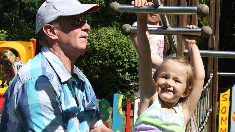 Lisa freute sich über das schöne Wetter beim Tag der offenen Tür. Fotos: Sonja Werner