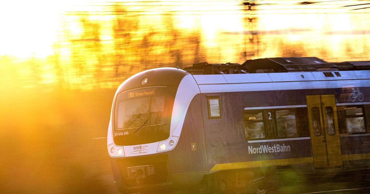 ADAC-Umfrage: Hier sind Bahn- und Busfahrer meist zufrieden