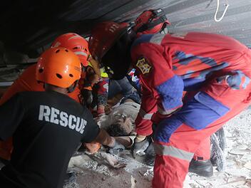 Internat in Indonesien eingestürzt