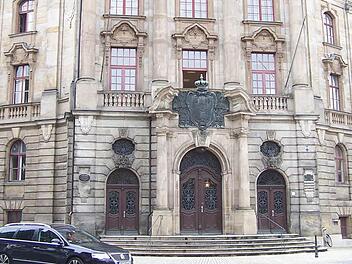 Die juristische Aufarbeitung des Kulmbacher Bierfest-Unfalls ist beendet: Im Bayreuther Justizpalast hat die Jugendkammer am Freitag die Berufung der Eltern des getöteten Matthias H. verworfen. Foto: Archiv