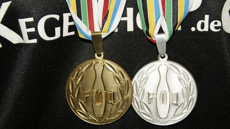 Gold- und Silber für Christina Neundörfer.