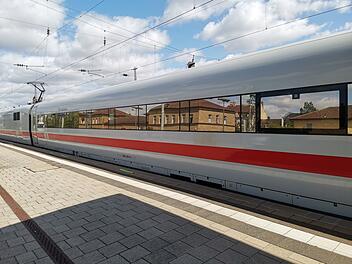 ICE, Deutsche Bahn, Bahn, Zug, Bahnhof Bamberg (Symbolbild)