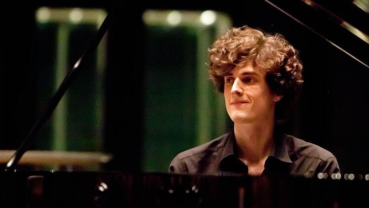 Leonhard Dering gastierte bei der Coburger "Gesellschaft der Musikfreunde".Foto: Jochen Berger