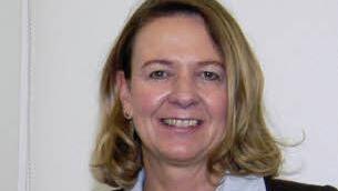 Andrea Schallenkammer, Kurdirektorin im Staatsbad, stellt die Hoffnung auf Förderung des Baus von Leitungen, um das Heilwasser in die Kliniken zu transportieren, in den Raum. Foto: Ulrike Müller