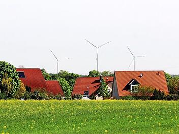 Windräder bei Oerlenbach Foto: Werner Vogel