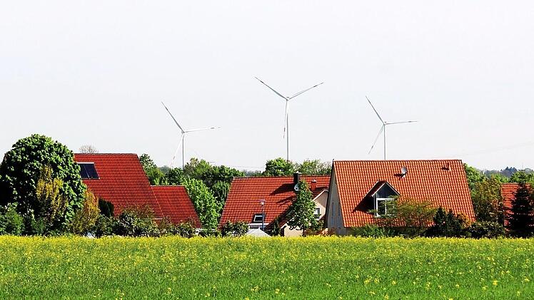 Windräder bei Oerlenbach Foto: Werner Vogel