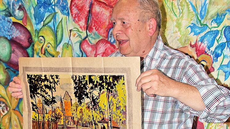 Dieses 90 Jahre alte Werbeplakat für das Heimatspiel präsentierte  Stadtarchivar Klaus Dieter Guhling beim Erzählcafé in Sankt Elisabeth.  Insgesamt umfasst die Plakat-Sammlung des Stadtarchivs und 3500 Stücke.  Dieter Britz