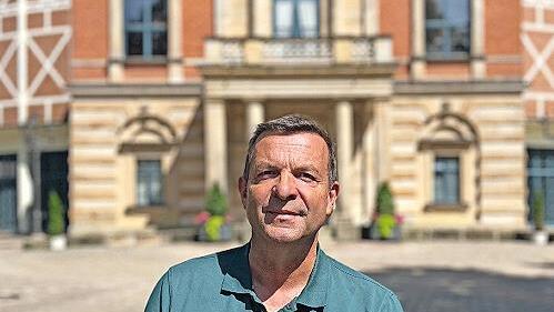 Der &bdquo;Rienzi&ldquo;-Dramaturg Markus Kiesel stellt das Werk und die Neuinszenierung in Bamberg vor.