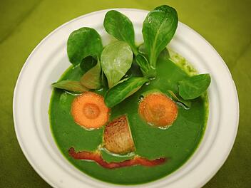 Pflanzliche Ern&auml;hrung ist an der Uni Erlangen-N&uuml;rnberg alles andere als ein Stiefkind Symbolbild: Fredrik von Erichsen/dpa