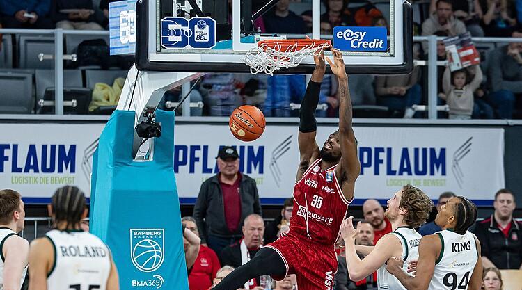Onu: Bamberg streckt sich, BBL-Konkurrent macht das Rennen