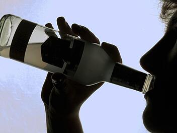 Vier Prozent der Verkehrsunfälle im Raum Forchheim und 20 Prozent aller Straftaten ereignen sich unter dem Einfluss von Alkohol. Foto: Büttner/dpa