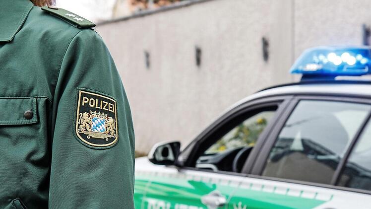 Die beiden Polizeidienststellen im Landkreis würden sich zwar mehr Beamte wünschen, können mit der Besetzung aber leben. Symbolfoto: Christopher Schulz