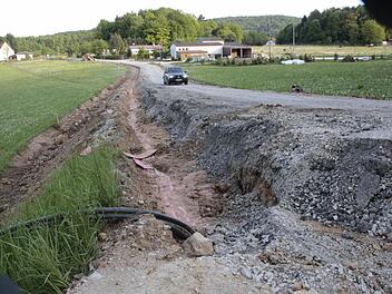 Niemand könne derzeit sagen, für welche Straßenbaumaßnahmen die Bürger zahlen müssen, betonte Verwaltungsrechtler Karl-Friedrich Hacker.