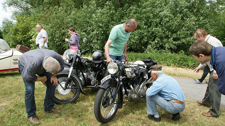 Die NSU von 1937 zog viele Männerblicke auf sich. Solche Motorräder zeigen auch noch alle "Innereien" ohne Verkleidung und Verblendung. Foto: Sabine Weinbeer