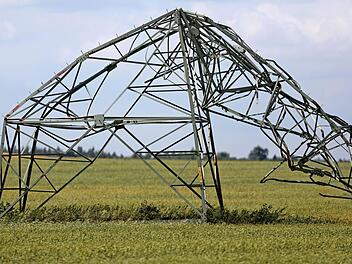 Wie geht es weiter mit Südlink: Über oder unter die Erde? Symbolfoto: dpa