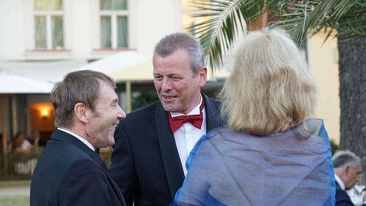 Nürnbergs OB Ulrich Maly im Gespräch mit Klaus Helmrich  Foto: Pascale Ferry