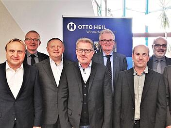 Das Thema "Bodenaushub" brennt vielen öffentlichen Bauherrn unter den Nägeln. Über den rechtssicheren Umgang mit Bauaushub diskutierten am Donnerstag Fachleute und hochrangige Vertreter der regionalen Bauindustrie, aus Kommunen und Behörden. Sigismund von Dobschütz