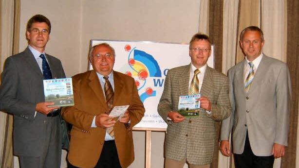 Ulfert Frey, der erste Allianzmanager, und die Bürgermeister Siegfried Erhard , Peter Neubert und Artur Arnold.