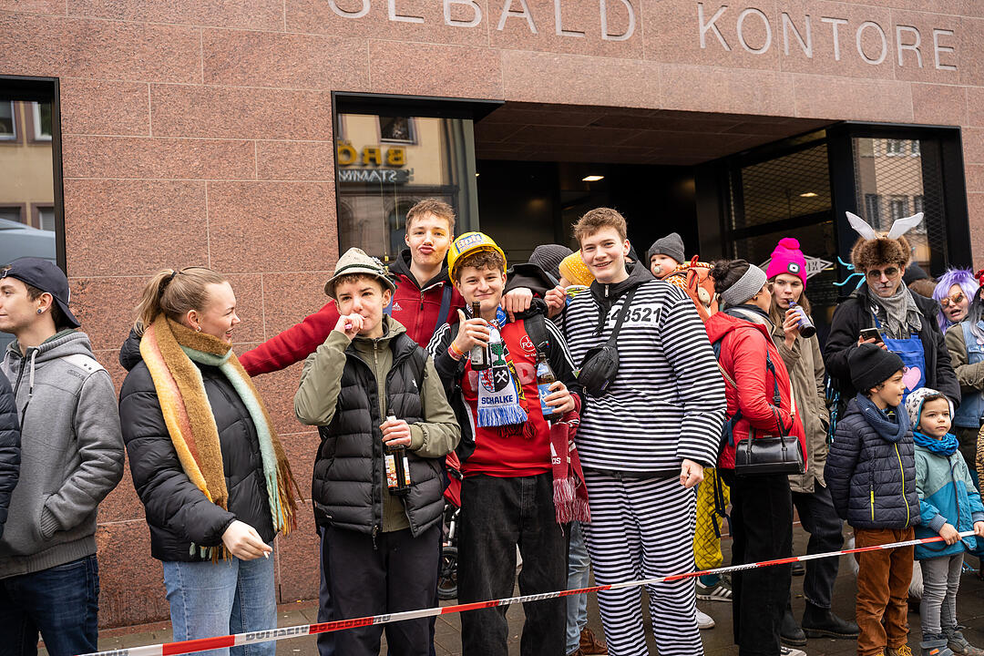 Der traditionelle Umzug zog ca. 70.000 Faschingsfreunde an.