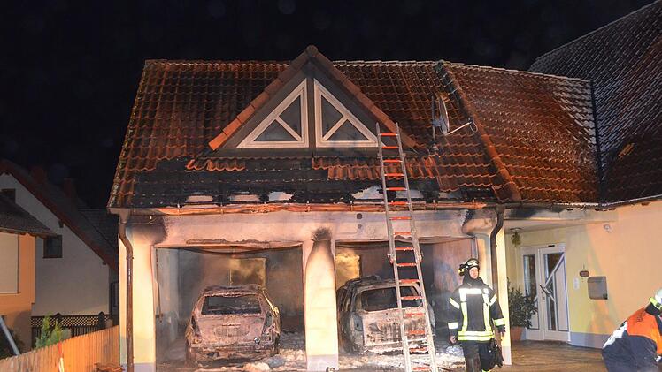 Die Feuerwehr hatte das Feuer rasch unter Kontrolle. Peter Rauch