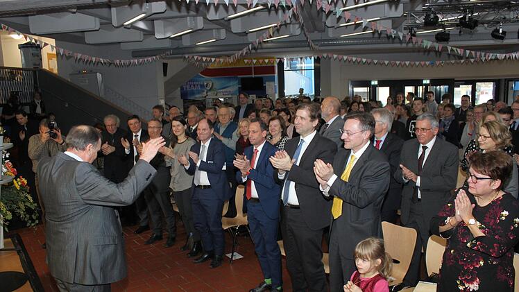 Stehende Ovationen für Erhard Herrmann Foto: Carmen Schwind