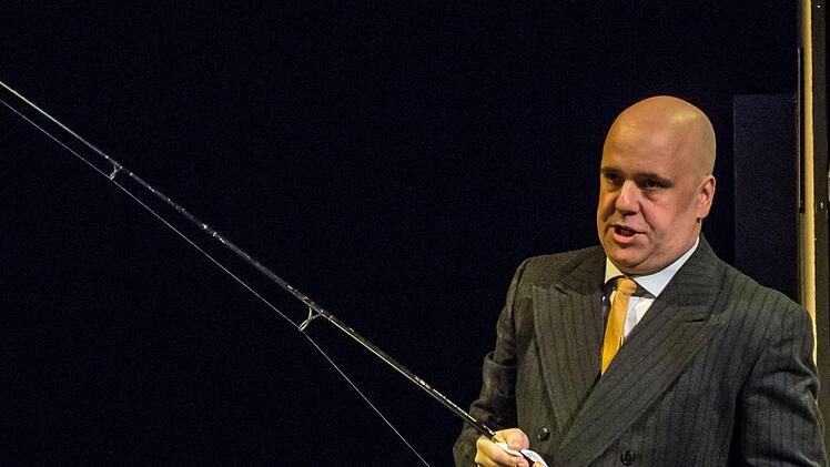 Sascha Mai (rechts) und MArco A. Cruz Otero gestalteten einen bemerkenswerten Liederabend im Coburger Theater in der Reithalle.Foto: Jochen Berger