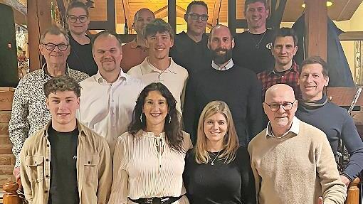 Die Kandidatinnen und Kandidaten der Frensdorfer B&uuml;rgergemeinschaft.