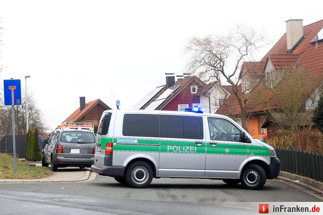 Kreis Forchheim: Drei Leichen in Wohnung in Kirchehrenbach entdeckt