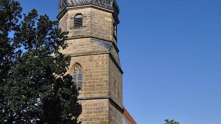 Die evangelische Pfarrkirche in Großheirath stammt aus dem 15. Jahrhundert.  Foto: Harald Koch
