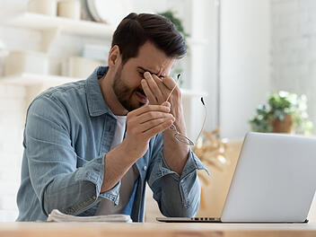 Computer, PC, Kopfschmerzen