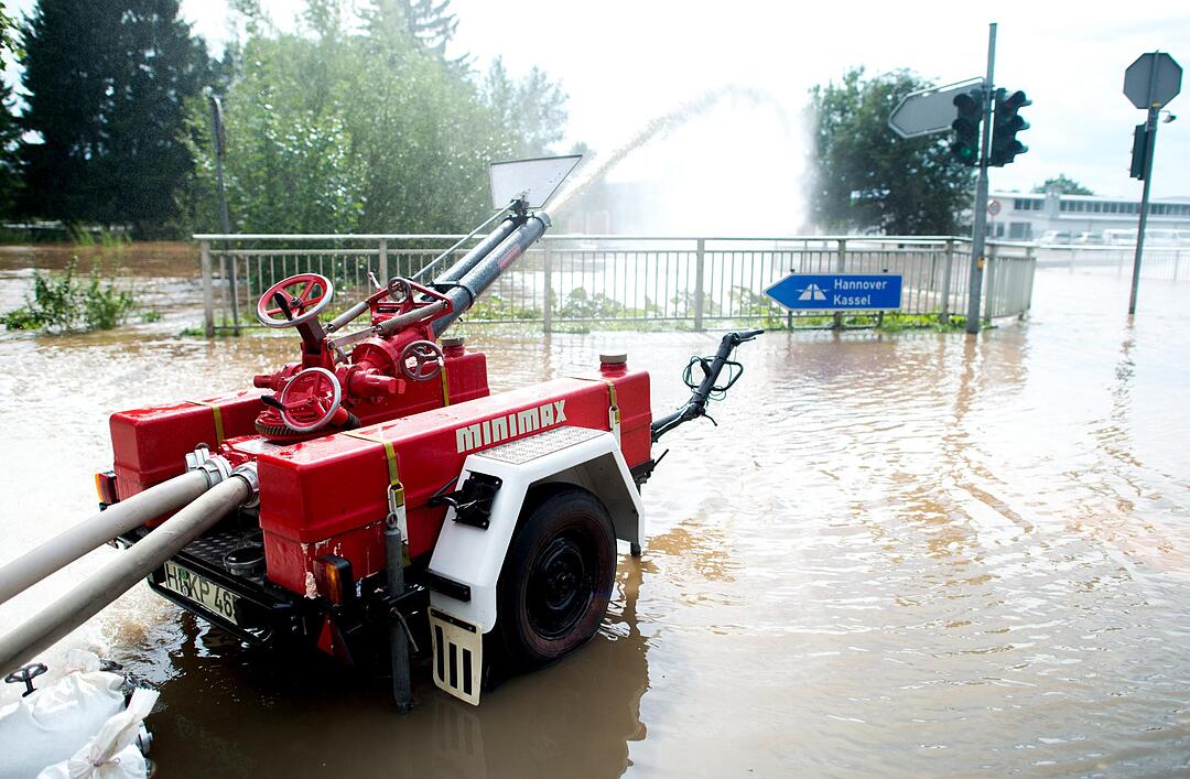 Hochwasser in Deutschland: Der Kampf gegen die Fluten