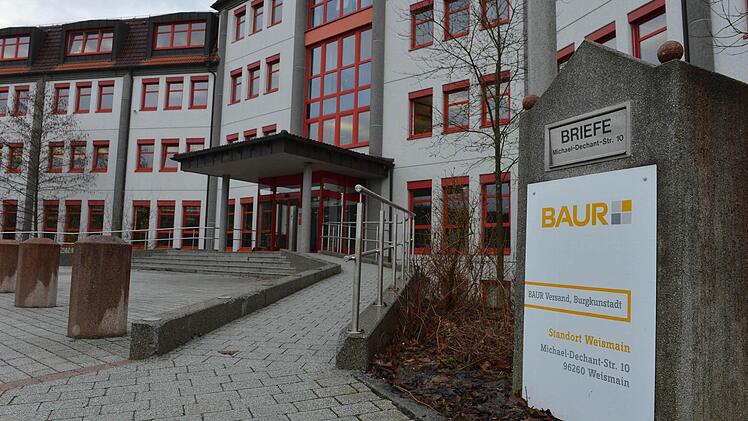 Baur-Verwaltung in Weismain: Am Dienstag erfahren die Beschäftigten, wie viele Stellen abgebaut werden. Foto: Ronald Rinklef/Archiv