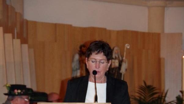 Die Mundartautorin Ulla Steiner     Schülein